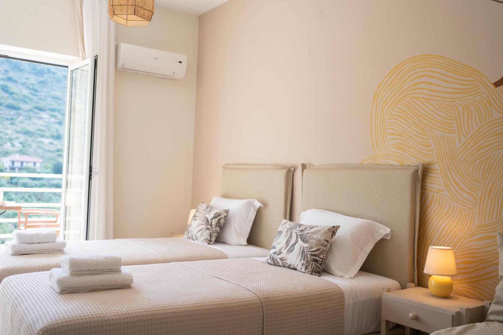 Drita Studios & Apartments Svoronata Bagian luar foto